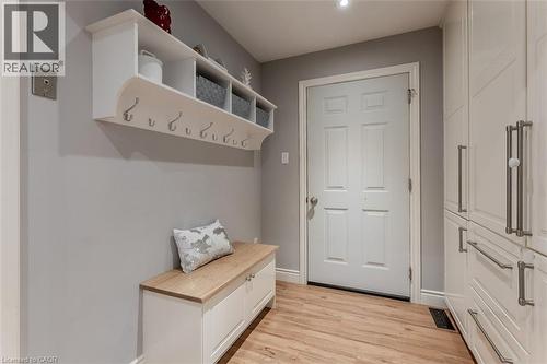 2360 Cavendish Drive, Burlington, ON - Indoor Photo Showing Other Room