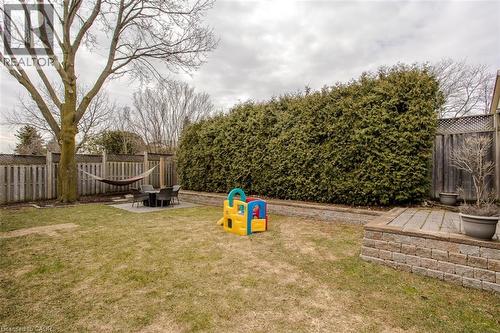 2360 Cavendish Drive, Burlington, ON - Outdoor