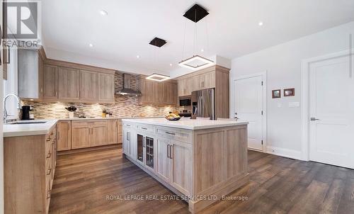 Enjoy Quartz Countertops & Premium S/S Appliances - 2163 Deyncourt Drive, Burlington, ON - Indoor Photo Showing Kitchen With Upgraded Kitchen