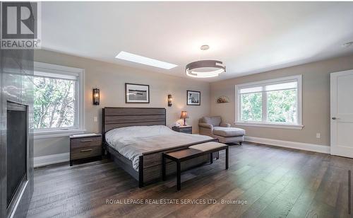 The Primary Retreat Offers a Luxurious Escape - 2163 Deyncourt Drive, Burlington, ON - Indoor Photo Showing Bedroom