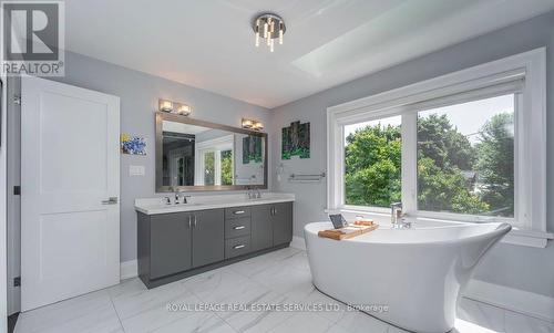 Spa-Inspired Primary Ensuite Offers Double Sinks - 2163 Deyncourt Drive, Burlington, ON - Indoor Photo Showing Bathroom