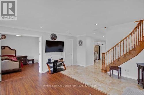 35 Trenholme Crescent, Hamilton, ON - Indoor Photo Showing Other Room