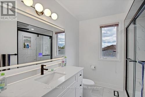35 Trenholme Crescent, Hamilton, ON - Indoor