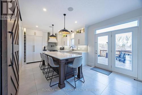2091 Pennyroyal Street, London North (North D), ON - Indoor Photo Showing Other Room