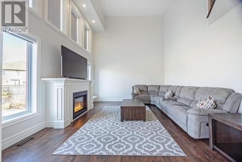 2091 Pennyroyal Street, London North (North D), ON - Indoor Photo Showing Living Room With Fireplace
