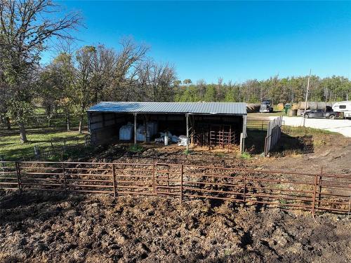 96048 4 Road E, Teulon, MB - Outdoor