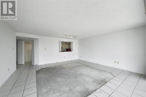 Living-Dining - 611 - 5 Weldrick Road W, Richmond Hill (North Richvale), ON - Indoor Photo Showing Other Room
