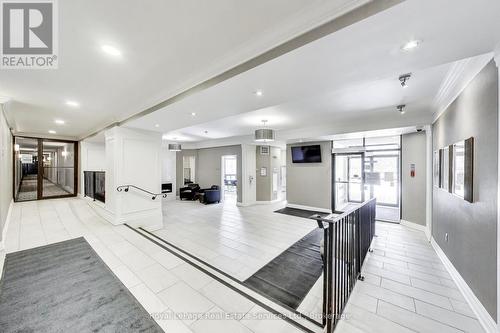 Lobby - 611 - 5 Weldrick Road W, Richmond Hill (North Richvale), ON - Indoor Photo Showing Other Room