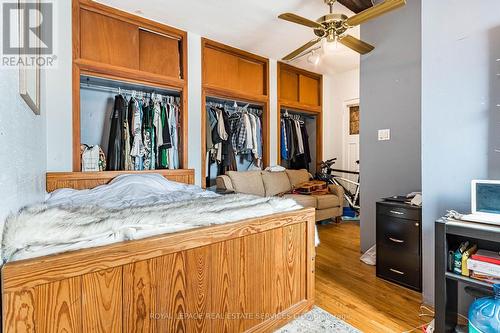 530 Bathurst Street, Toronto, ON 