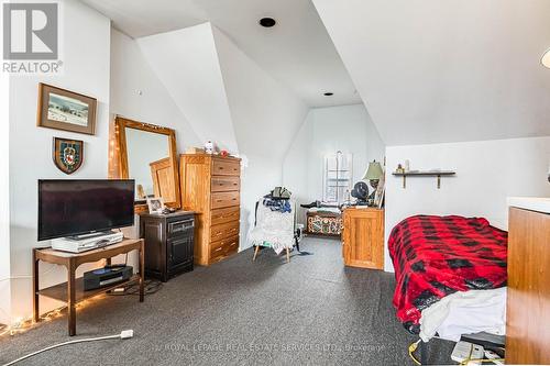530 Bathurst Street, Toronto, ON 