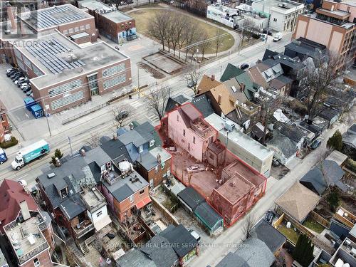 530 Bathurst Street, Toronto, ON 