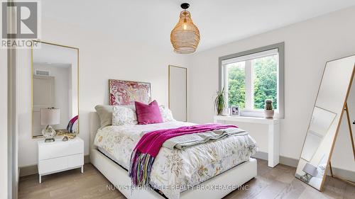 3998 Big Leaf Trail, London South (South V), ON - Indoor Photo Showing Bedroom