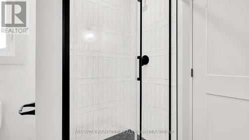 3998 Big Leaf Trail, London South (South V), ON - Indoor