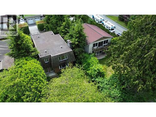 6544 Royal Avenue, West Vancouver, BC - Outdoor