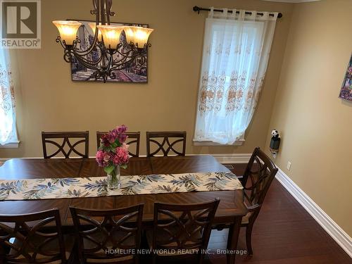 106 Paige Street, Kitchener, ON - Indoor Photo Showing Dining Room