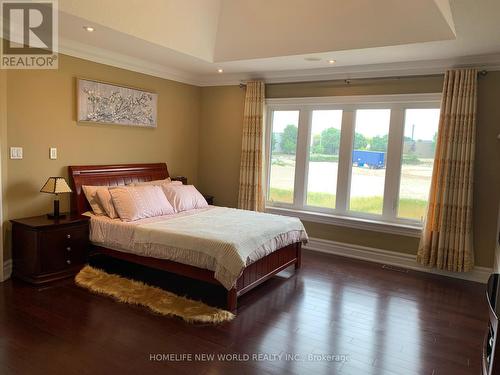 106 Paige Street, Kitchener, ON - Indoor Photo Showing Bedroom