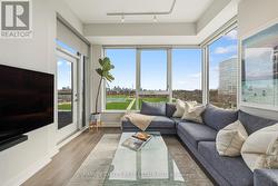 511 - 6 PARKWOOD AVENUE Toronto, ON M4V 1V1