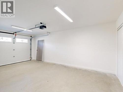 7164 Edgehill Crescent, Powell River, BC - Indoor Photo Showing Garage