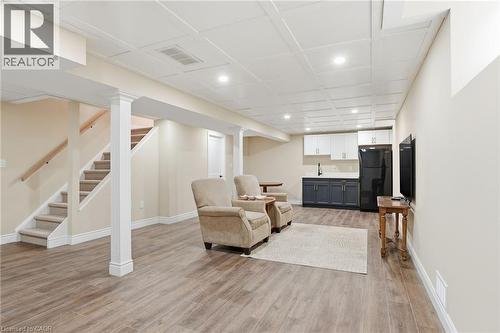 31 Republic Avenue, Hamilton, ON - Indoor