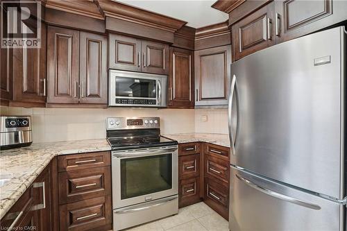 31 Republic Avenue, Hamilton, ON - Indoor Photo Showing Kitchen With Stainless Steel Kitchen