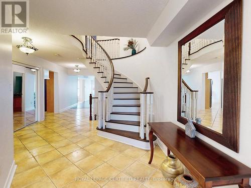 8 Grapevine Road, Caledon, ON - Indoor Photo Showing Other Room