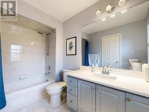 8 Grapevine Road, Caledon, ON - Indoor Photo Showing Bathroom
