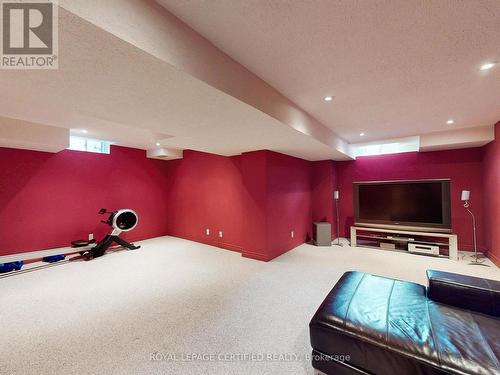 8 Grapevine Road, Caledon, ON - Indoor
