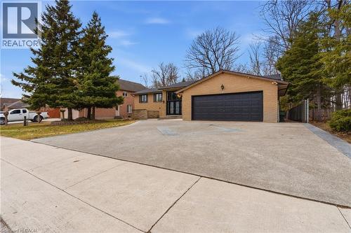 833 Brigadoon Drive, Hamilton, ON - Outdoor