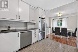 4 - 453 WOODVIEW ROAD  Burlington (Roseland), ON L7N 2Z9