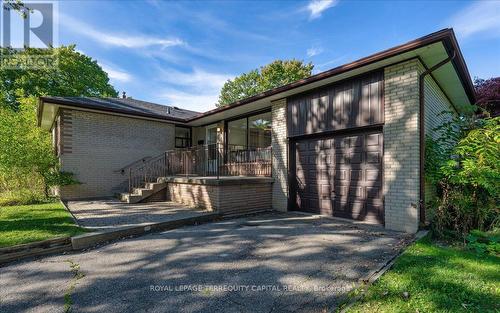 65 GLENMANOR DRIVE  Oakville, ON L6K 2B3