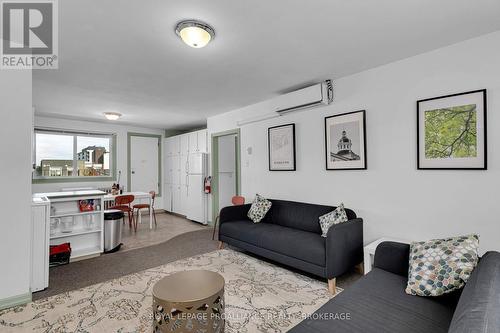 153-155 Brock Street, Kingston (Central City East), ON - Indoor Photo Showing Living Room