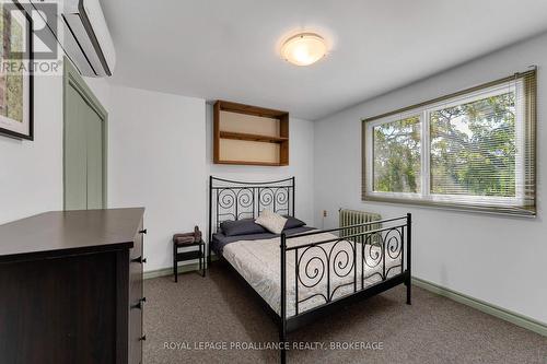 153-155 Brock Street, Kingston (Central City East), ON - Indoor Photo Showing Bedroom