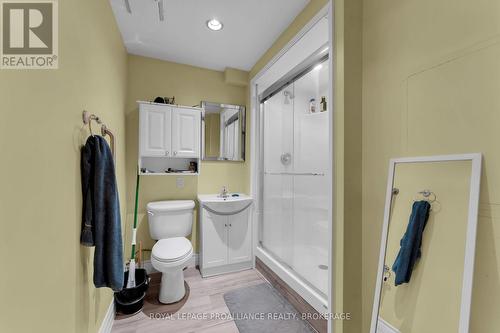 153-155 Brock Street, Kingston (Central City East), ON - Indoor Photo Showing Bathroom