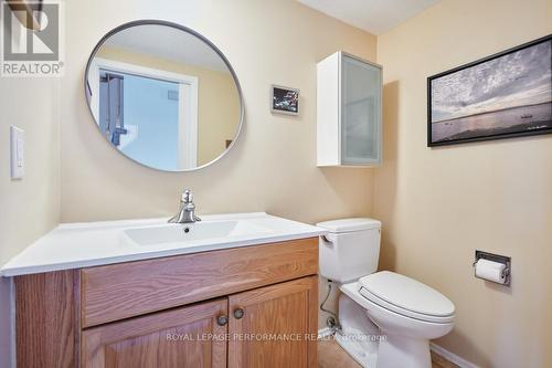 Main floor powder - 67 Ramsgate Private, Ottawa, ON - Indoor Photo Showing Bathroom
