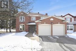 1682 BARRINGTON STREET Ottawa, ON K1C 4W8