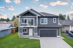 746 Doehle Ave Parksville, BC V9P 2V1