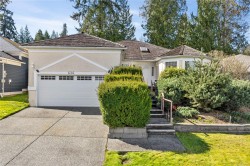 626 Windward Way Qualicum Beach, BC V9K 2K4