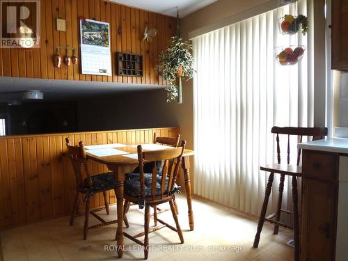 4170 Treetop Crescent, Mississauga, ON - Indoor Photo Showing Dining Room