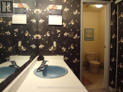 4170 Treetop Crescent, Mississauga, ON -  Photo Showing Bathroom