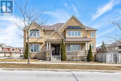 3 MANSARD DRIVE Richmond Hill, ON L4E 0L8