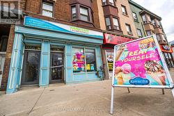 MAIN FLOOR - 956 ST CLAIR AVENUE W Toronto, ON M6E 1A1