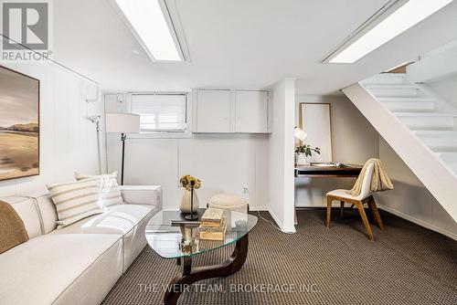 10 Eldon Avenue, Toronto, ON - Indoor