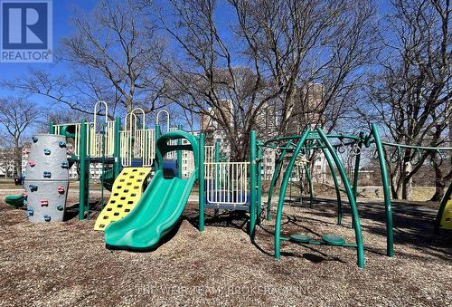 10 Eldon Avenue, Toronto, ON - Outdoor