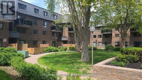 48 - 43 TAUNTON ROAD  Oshawa, ON L1G 3T6