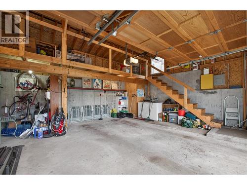 935 Lloyd Jones Drive, West Kelowna, BC - Indoor Photo Showing Garage