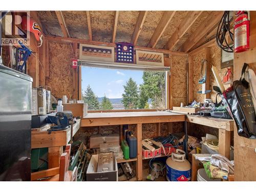 935 Lloyd Jones Drive, West Kelowna, BC - Indoor Photo Showing Other Room
