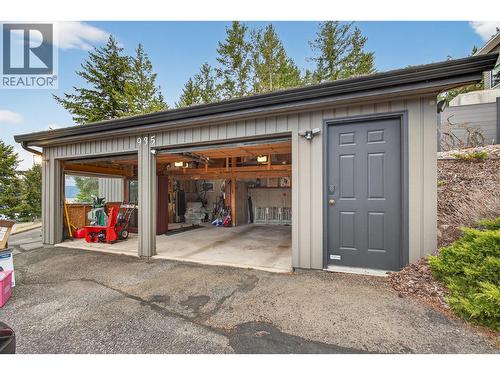 935 Lloyd Jones Drive, West Kelowna, BC - Outdoor