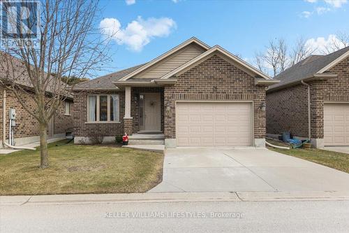 26 - 295 MOGG STREET  Strathroy-Caradoc (Se), ON N7G 0C6