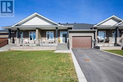 16 SILVER MAPLE LANE North Bay (Airport), ON P1C 0B5