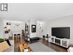 Renovated condo - 